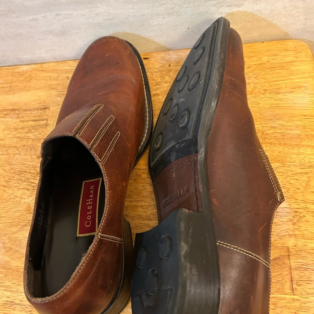 Cole Haan Men's American Classics Montrose Plain Toe Oxfords. - Picture 5 of 11